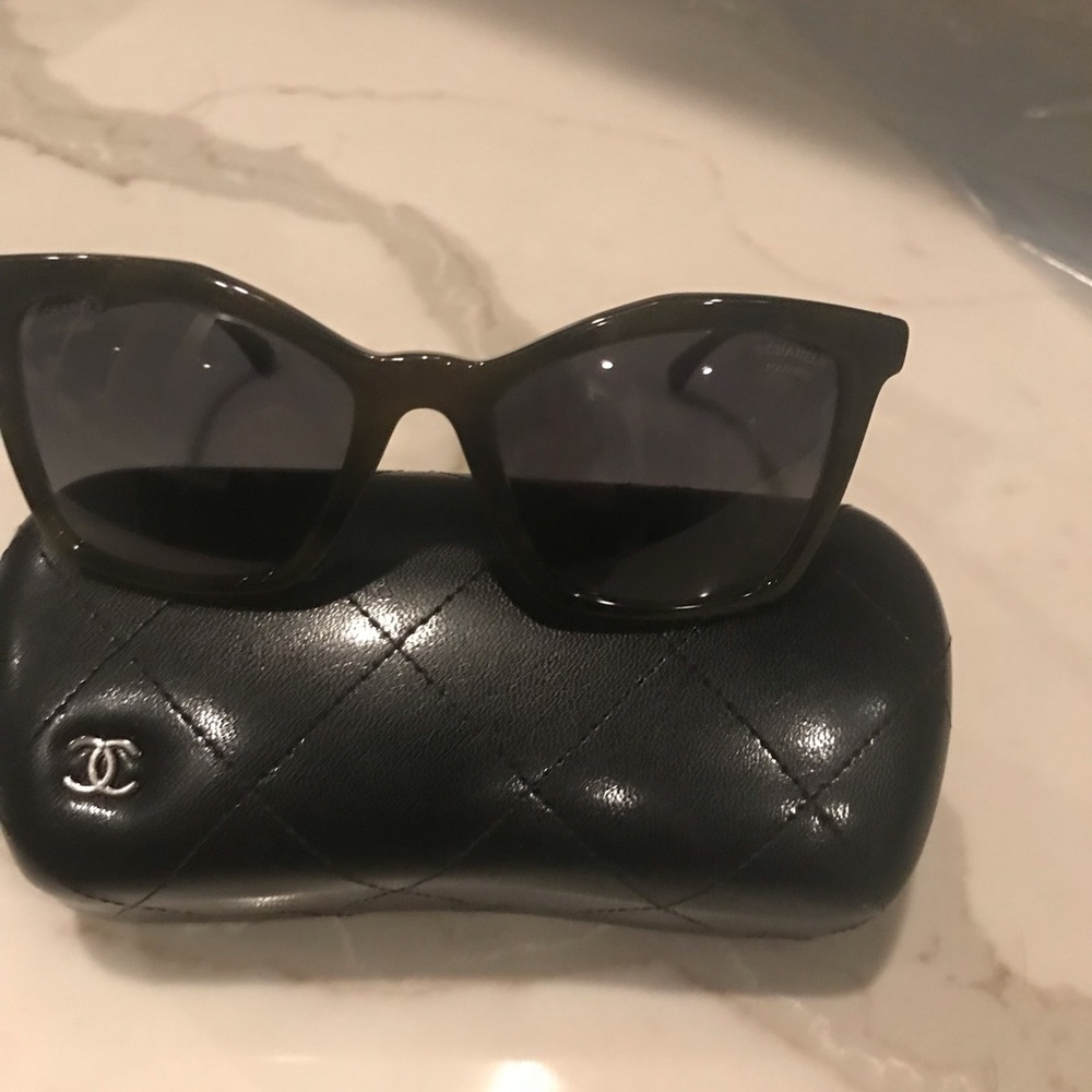 Square Havana Black Bijou  Polarized Sunglasses - Picture 6 of 8